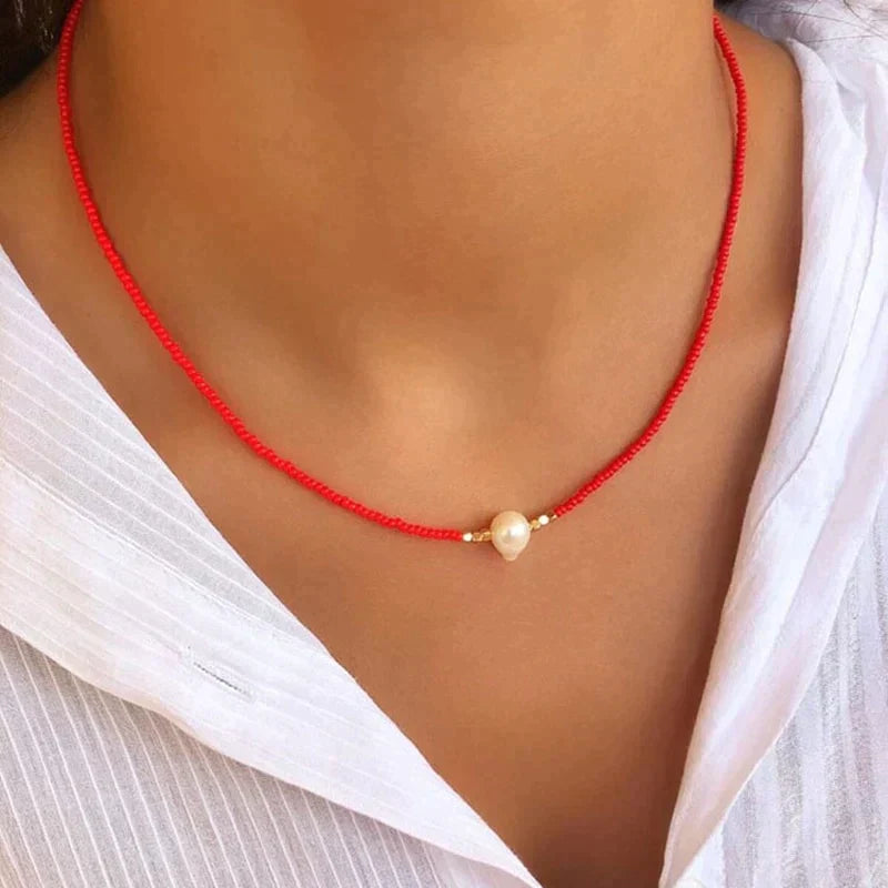 Flevos - pärlprydd choker